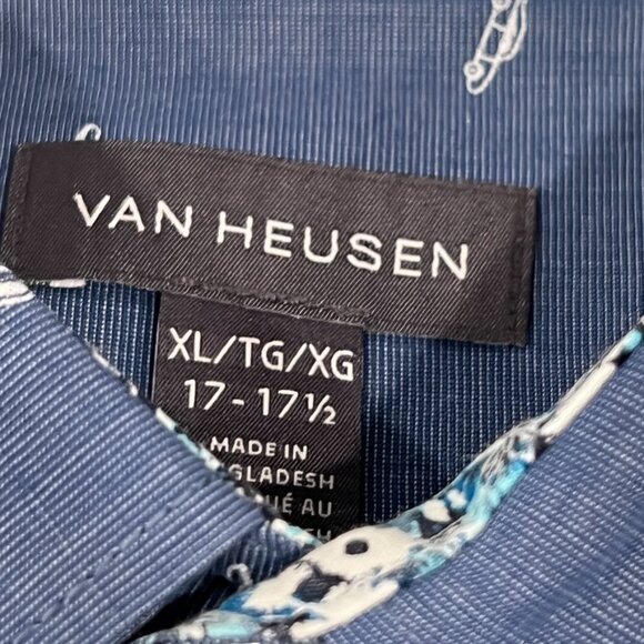 Van Heusen Short Sleeve Button Up Shirt XL 17-17.5 Car Print - White Blue. Excel - Picture 3 of 7